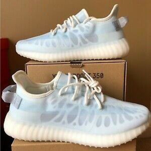Yeezy 350 V2 “Mono Ice”